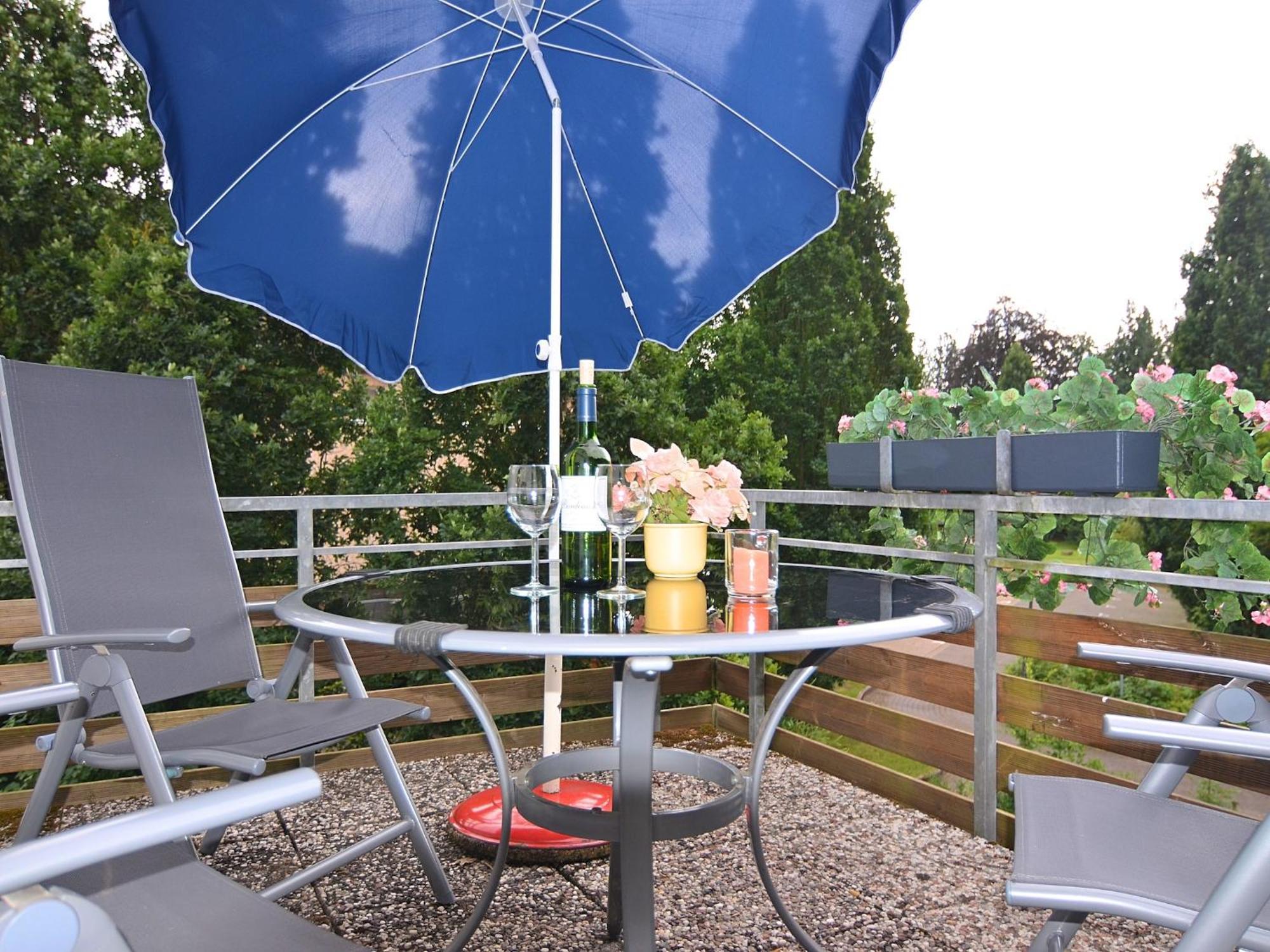 Spacious Apartment In Weser Uplands With Garden Bad Pyrmont Exterior photo